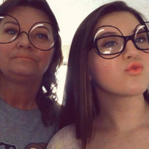 Meet your Posher, Rita - Picture 1 of 1